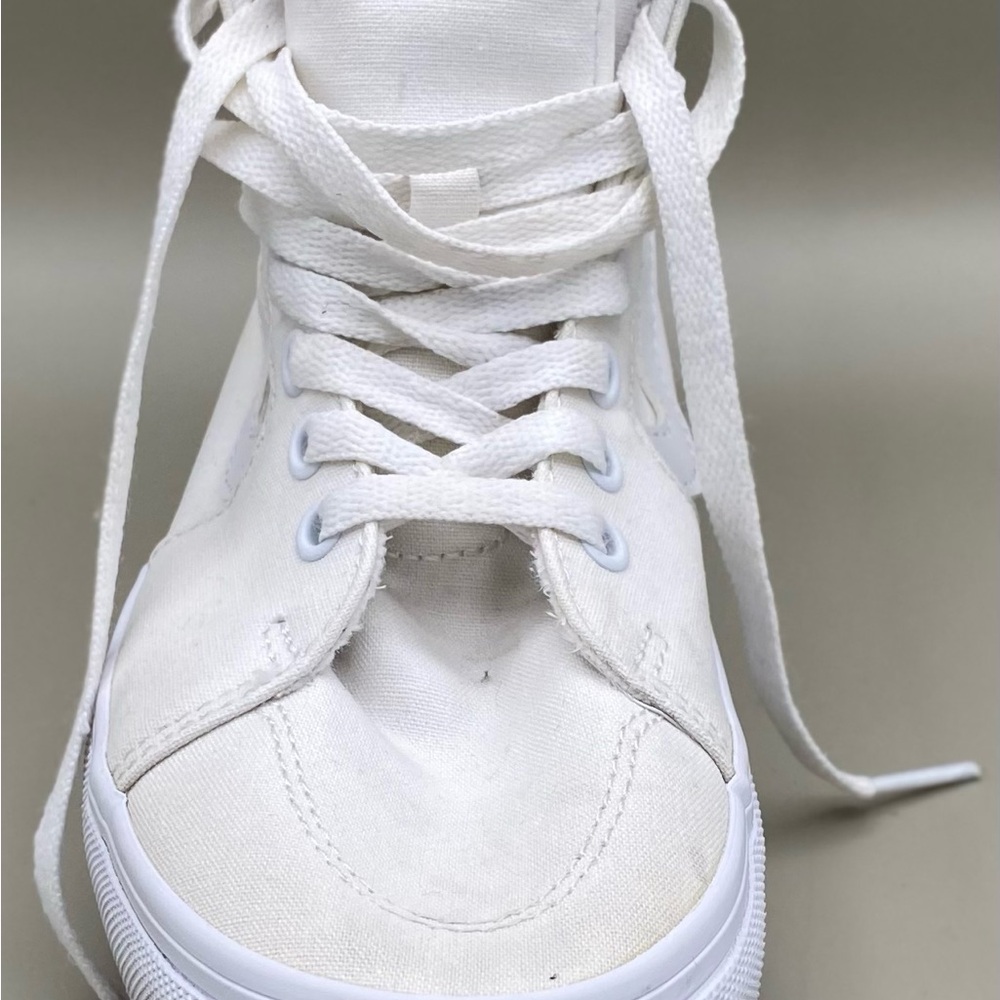 Vans Women’s Sk8-Hi Platform White Gum Sole High Top Skate Sneakers Shoes 7.5 - Picture 12 of 15